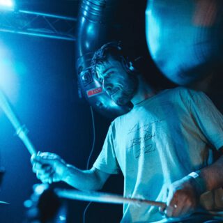 PARAMOUNT is the first CIT song that Daniel wrote the majority of the instruments for. As we're working on our next LP, we have a good balance of Daniel songs and Thorsten songs.
What do you think of the PARAMOUNT instrumentals?
๐ธ: @the_photo_nerathul